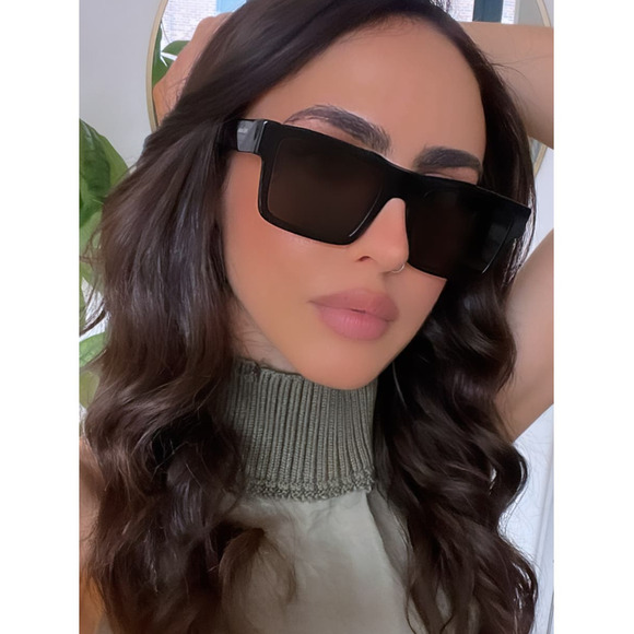 NEW Prada PR19WSF Unisex Sunglasses in Black - Picture 1 of 8